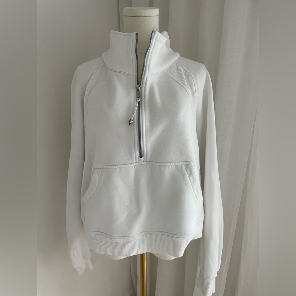 Elegant White Half-Zip Sweatshirt